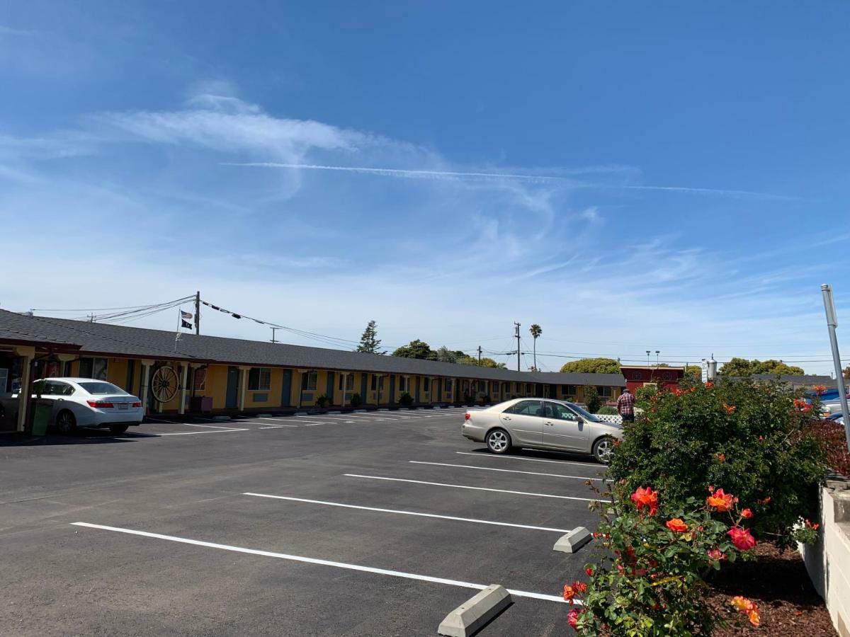 Wagon Wheel Motel Салинас Екстериор снимка
